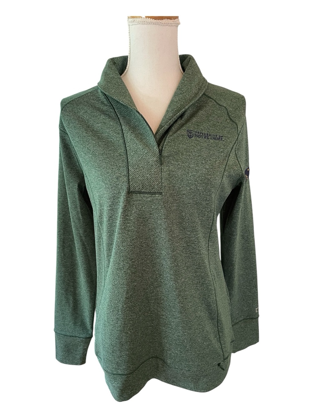 Cutter and Buck Notre Dame ¼ Zip Lightweight Dry Tech Sweatshirt. Size M